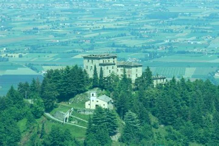 Aurora, 32 — Escort in Montemale di Cuneo, Italy