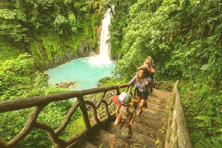 Aurora, 32 — Escort in Poco Sol, Costa Rica