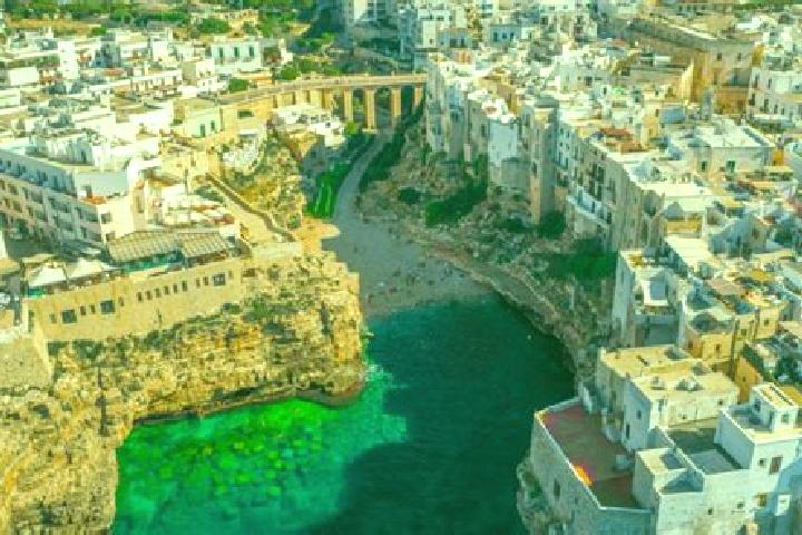 Aurora, 32 — Escort in Polignano a Mare, Italy