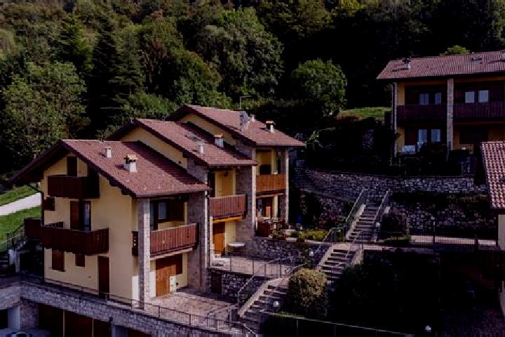 Aurora, 32 — Escort in Roncola, Italy