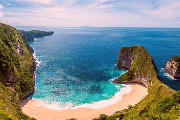 Aurora, 33 — Escort in Bojonglarang, Indonesia