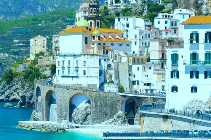 Aurora, 33 — Escort in Dongo, Italy