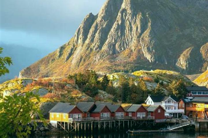 Aurora, 33 — Escort in Husoya, Norway