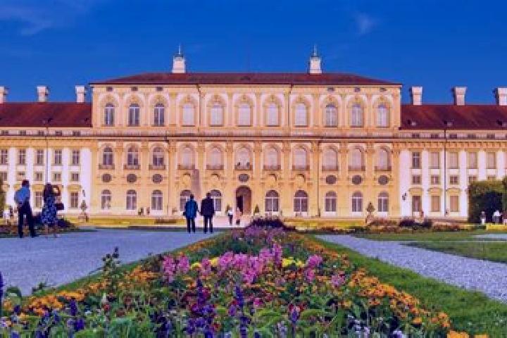 Aurora, 33 — Escort in Schleissheim, Austria