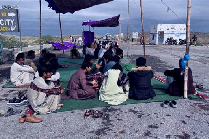 Aurora, 33 — Escort in Turbat, Pakistan