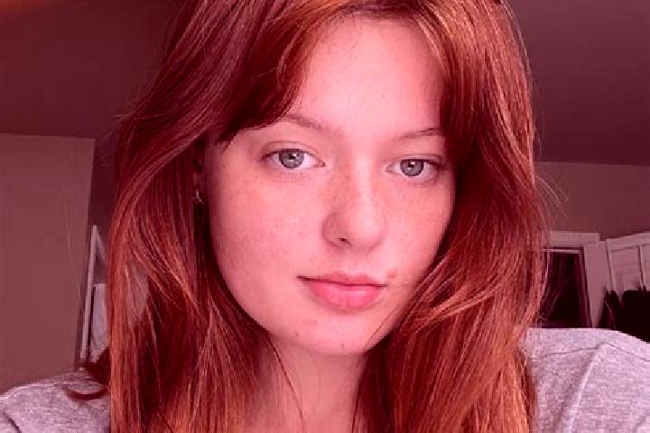 Aurora, 34, a auburn hazel-eyed european companion based in Best. Offering Duos, Party Girl, CIM, Dinner Date. Available for incall and outcall, overnight bo...