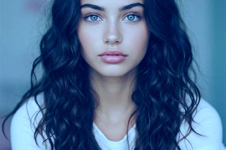 Aurora, 34, a brunette dark-eyed mediterranean companion based in Deutsch-Wagram. Offering Domination, Dinner Date, 69. Available for incall and outcall, day...