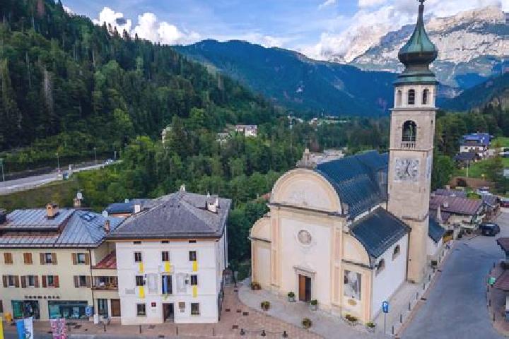 Aurora, 34 — Escort in Agordo, Italy