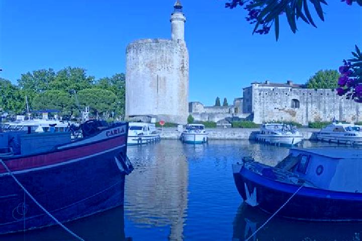 Aurora, 34 — Escort in Aigues-Mortes, France