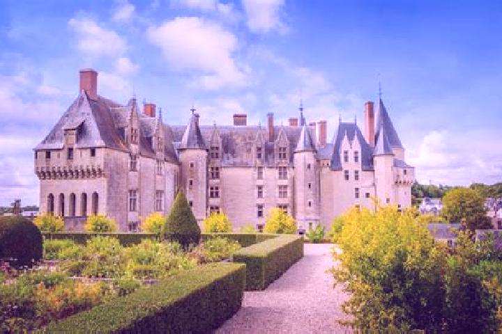 Aurora, 34 — Escort in Les Essards, France