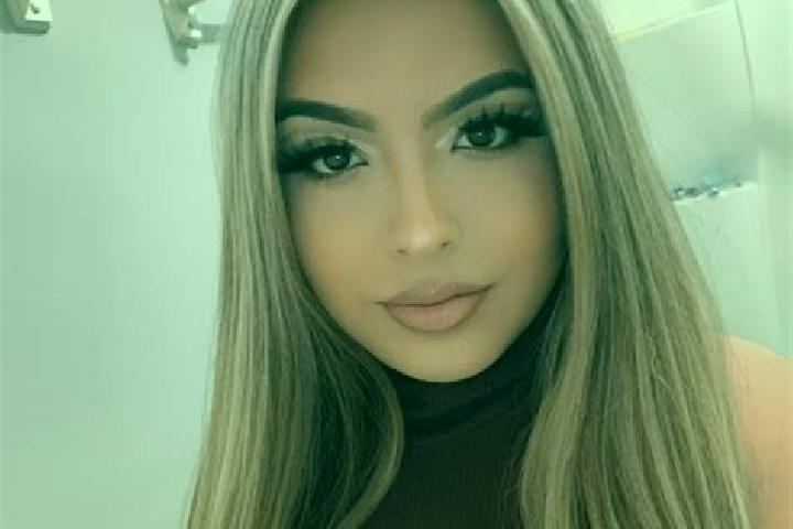 Aurora, 35, a blonde brown-eyed latina companion based in Yanahuara. Offering Fetish, BDSM. Available for incall and outcall, overnight bookings available.