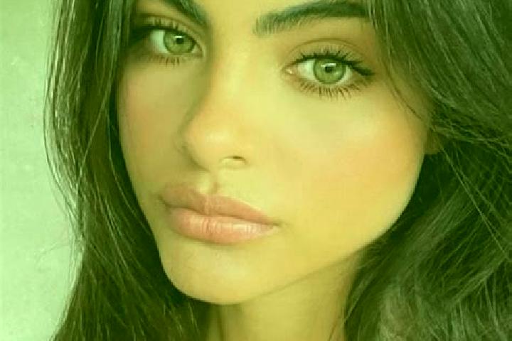 Aurora, 35, a blonde dark-eyed indian companion based in Aire Libre. Offering Couples, Travel Companion, Domination. Available for incall and outcall, overni...