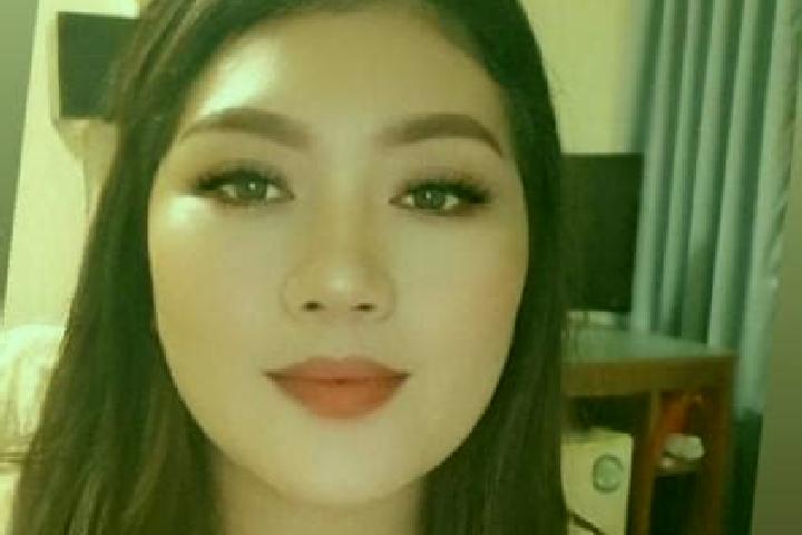 Aurora, 35, a brunette grey-eyed asian companion based in Egahlou. Offering OWO, CIM, Roleplay. Available for incall and outcall, day and evening dates.