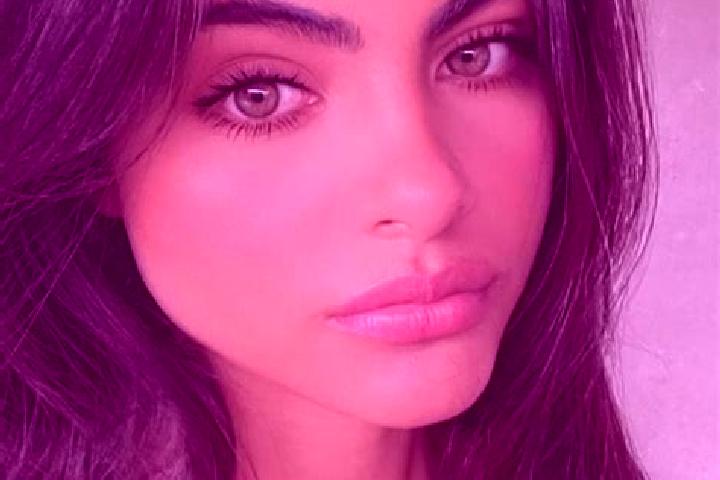 Aurora, 35, a red green-eyed indian companion based in El Caiman. Offering Striptease, Duos, OWO. Available for incall and outcall, overnight bookings availa...