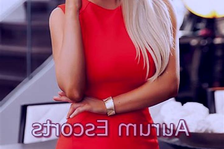 Aurora, 35, a red grey-eyed european companion based in Takum. Offering Couples, OWO, Deep French Kissing, Girlfriend Experience. Available for incall and ou...