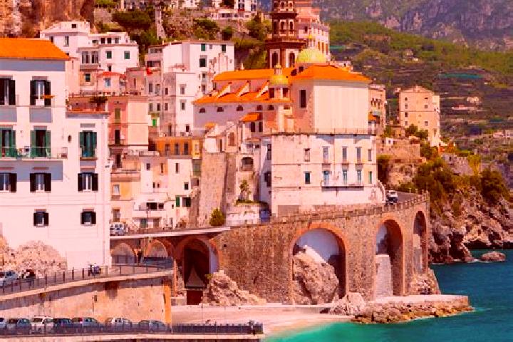 Aurora, 35 — Escort in Balestrino, Italy