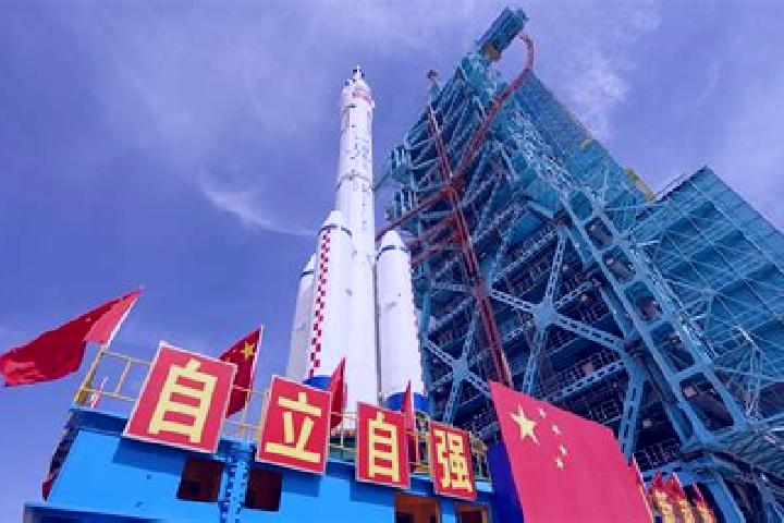 Aurora, 35 — Escort in Jiuquan, China