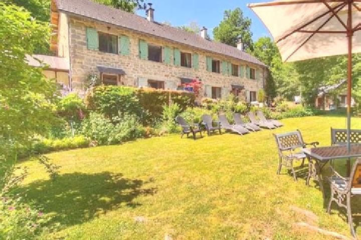 Aurora, 35 — Escort in La Petite-Pierre, France