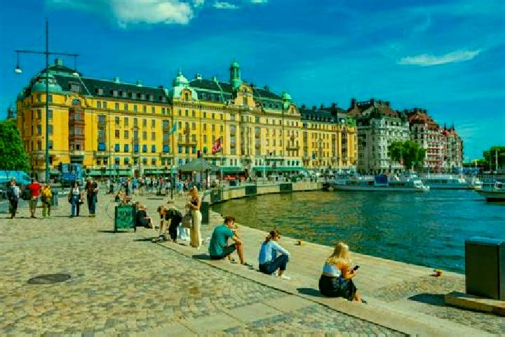 Aurora, 35 — Escort in Langsele, Sweden