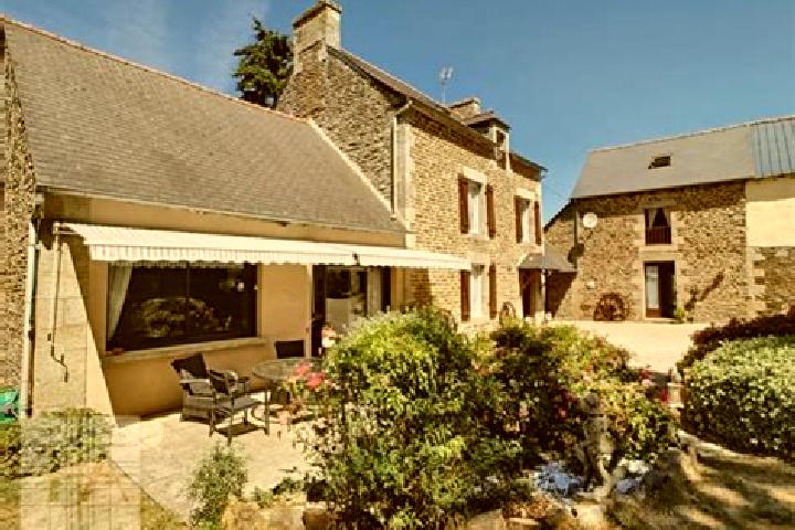 Aurora, 35 — Escort in Les Champs-Geraux, France