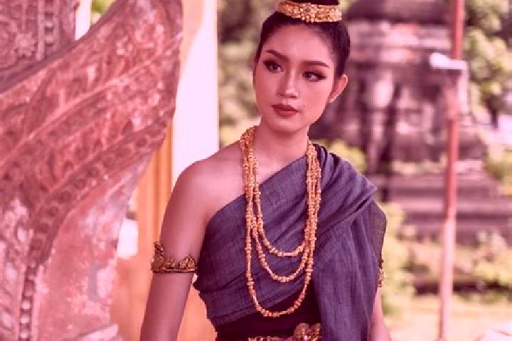 Aurora, 35 — Escort in Mai, Laos