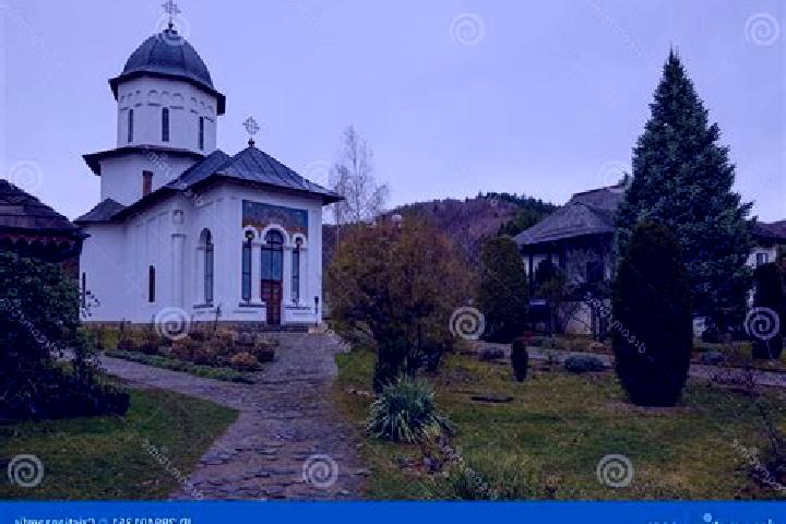 Aurora, 35 — Escort in Valeni-Podgoria, Romania
