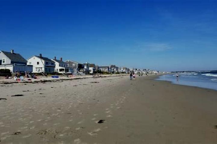 Aurora, 35 — Escort in Wells Beach Station, United States