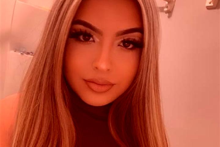 Aurora, 36, a blonde dark-eyed latina companion based in Merikarvia. Offering Couples, CIM, Massage, 69. Available for incall and outcall, day and evening da...