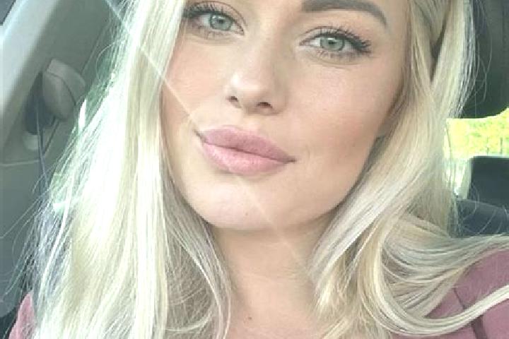 Aurora, 36, a blonde hazel-eyed ebony companion based in Bal a. Offering Fetish, Prostate Massage, A-Level. Available for incall and outcall, overnight booki...