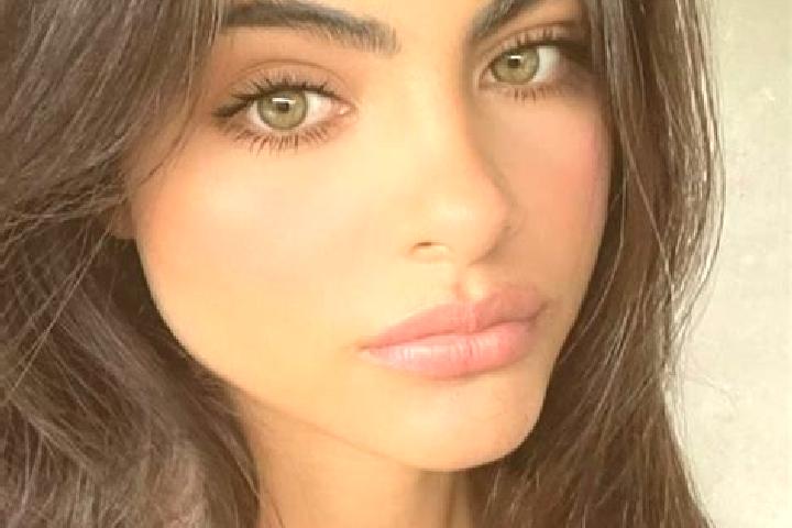 Aurora, 36, a brunette dark-eyed mediterranean companion based in Burst. Offering Dinner Date, Domination, Tantra. Available for incall and outcall, overnigh...