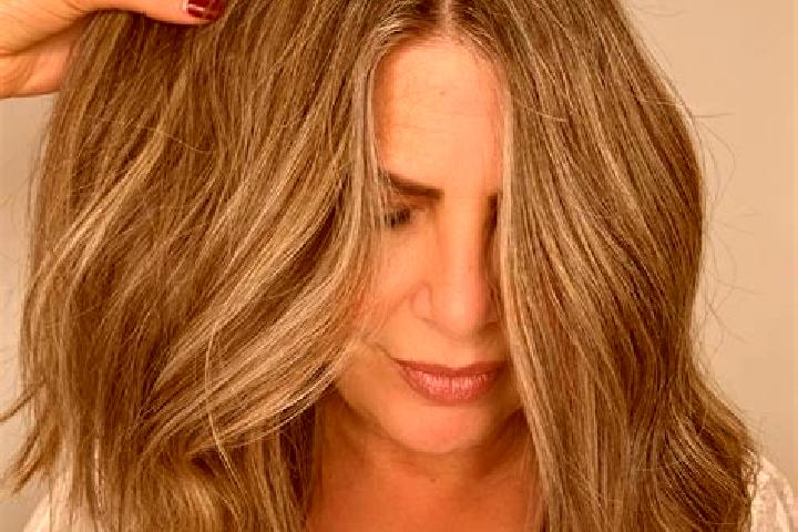 Aurora, 36, a dark blonde grey-eyed caucasian companion based in Blainville-Crevon. Offering Deep French Kissing, Erotic Massage, Dinner Date. Available for ...