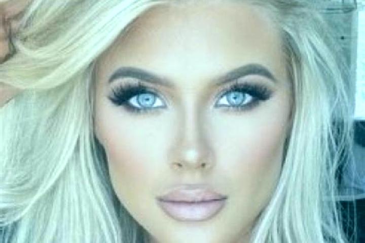 Aurora, 36, a platinum blonde hazel-eyed slavic companion based in Gueenes. Offering Travel Companion, BDSM, A-Level, Striptease. Available for incall and ou...