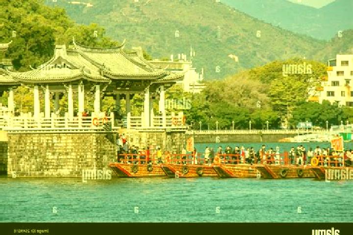 Aurora, 36 — Escort in Guangji, China