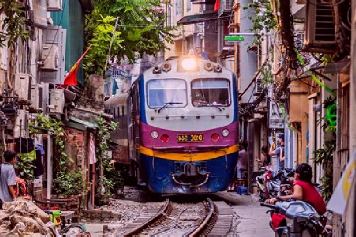 Aurora, 36 — Escort in Hanoi, Vietnam