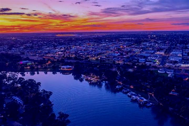 Aurora, 36 — Escort in Mildura, Australia