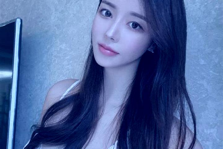 Aurora, 36 — Escort in Shetangpo, China