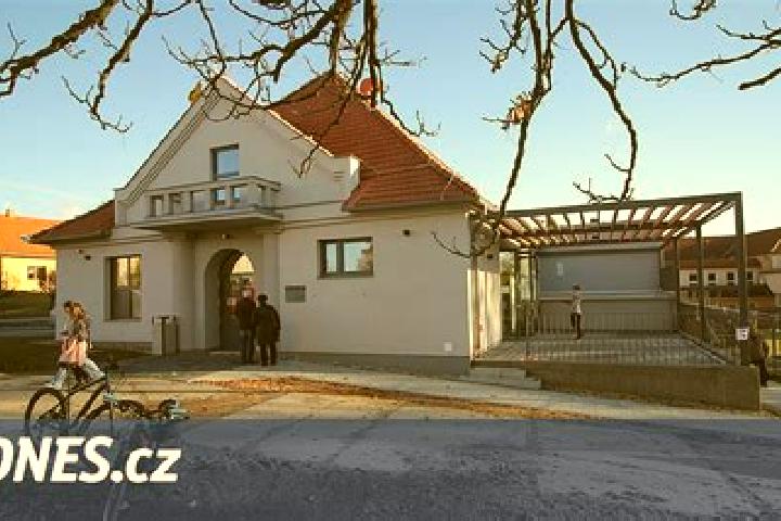 Aurora, 36 — Escort in Stepanov nad Svratkou, Czech Republic
