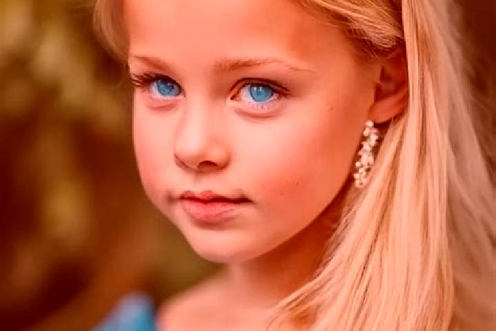 Aurora, 37, a blonde blue-eyed indian companion based in Garango. Offering Tantra, CIM, Prostate Massage. Available for incall and outcall, overnight booking...