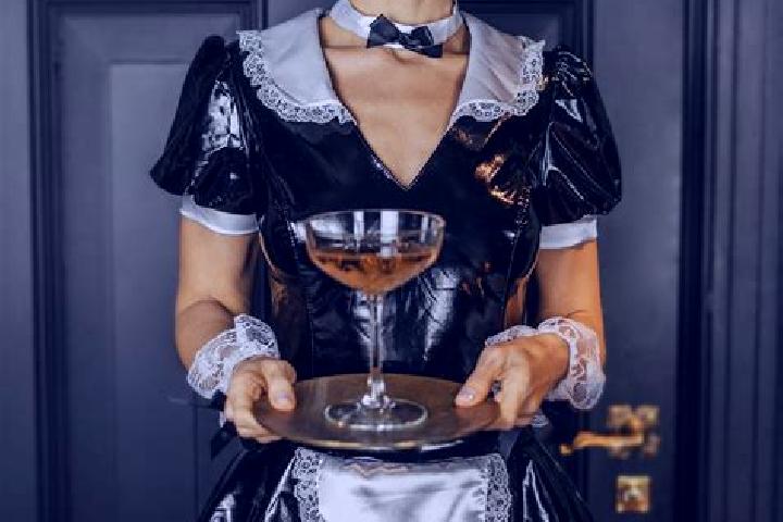 Aurora, 37, a chestnut dark-eyed caribbean companion based in Sayaton. Offering Domination, BDSM, Fetish. Available for incall and outcall, overnight booking...