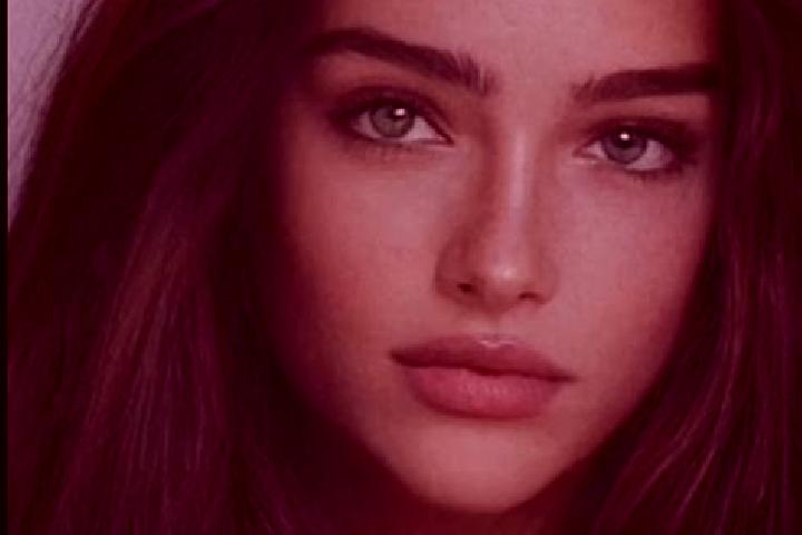 Aurora, 37, a chestnut grey-eyed caucasian companion based in Mali Kanivtsi. Offering GFE, 69. Available for incall and outcall, overnight bookings available.