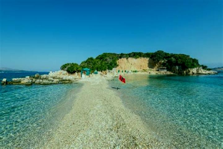 Aurora, 37 — Escort in Ishem, Albania
