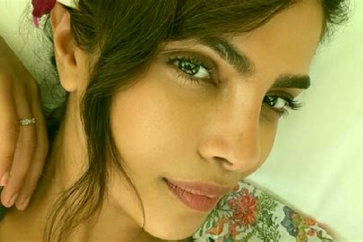 Aurora, 37 — Escort in Munshat Ali Agha, Egypt