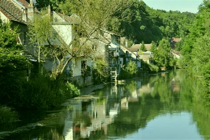 Aurora, 37 — Escort in Verdun-sur-le-Doubs, France