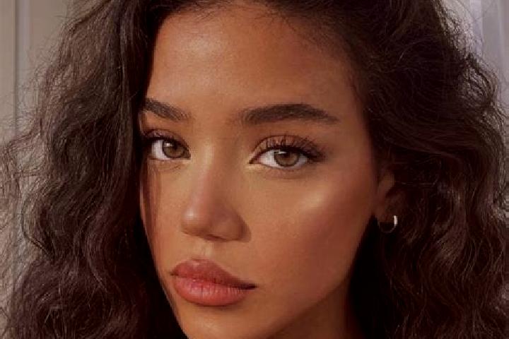 Aurora, 38, a black brown-eyed caucasian companion based in Yueregir. Offering Party Girl, Overnight, 69, A-Level, Tantra. Available for incall and outcall, ...