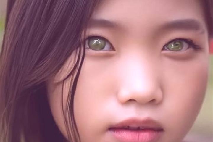 Aurora, 38, a black green-eyed asian companion based in Bina. Offering Tantra, Striptease, BDSM. Available for incall and outcall, overnight bookings available.
