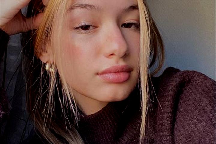 Aurora, 38, a blonde brown-eyed indian companion based in Bin Jawwad. Offering Overnight, Massage, BDSM. Available for incall and outcall, day and evening da...