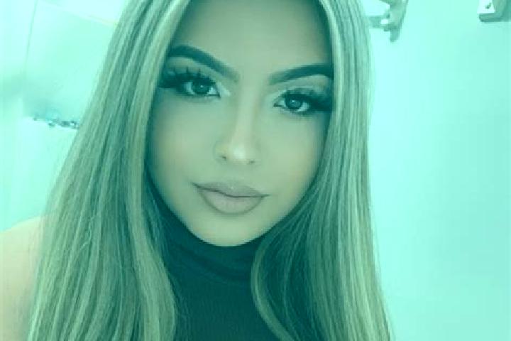 Aurora, 38, a blonde dark-eyed latina companion based in Agia Paraskevi. Offering Party Girl, Erotic Massage, Couples, A-Level, GFE. Available for incall and...