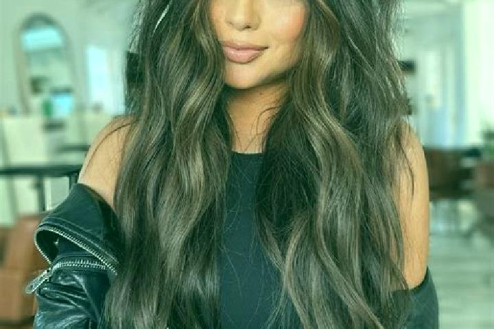 Aurora, 38, a brunette dark-eyed caucasian companion based in Banska Bela. Offering Party Girl, OWO, Deep French Kissing. Available for incall and outcall, d...