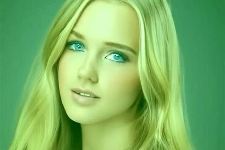 Aurora, 38, a chestnut blue-eyed slavic companion based in Neoneli. Offering Striptease, Domination, Travel Companion, Massage. Available for incall and outc...