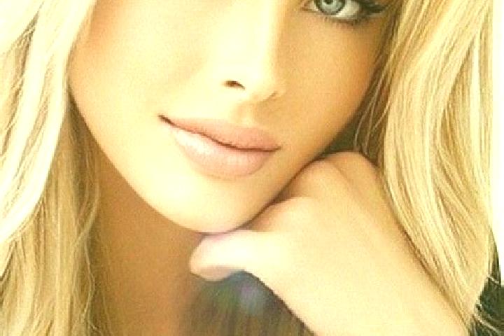 Aurora, 38, a dark blonde blue-eyed caucasian companion based in Vinuesa. Offering Roleplay, A-Level, Dinner Date, Striptease. Available for incall and outca...
